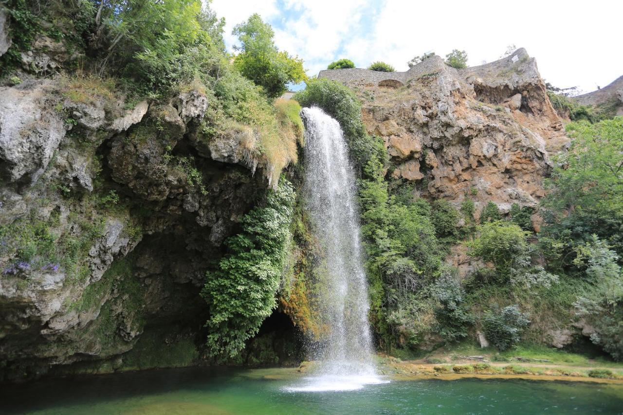 מלון Salles-la-Source L'Oustal Pont-Les-Bains מראה חיצוני תמונה